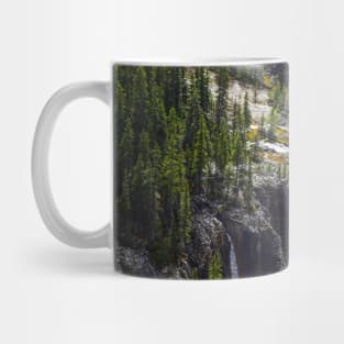 Multpile waterfalls below the Skywalk. Mug